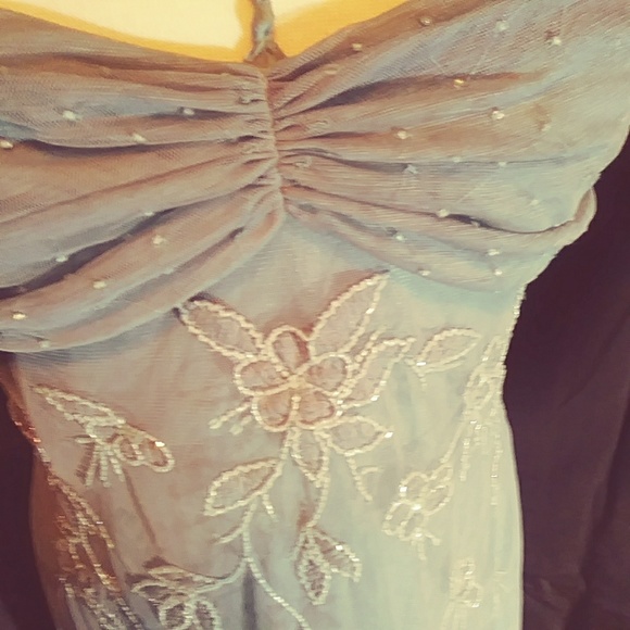 Evening gown - Picture 3 of 5